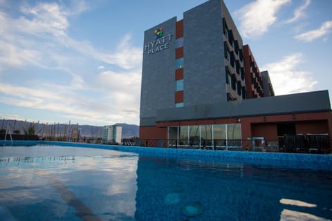 Property building, Bird's eye view, View (from property/room), Balcony/Terrace, Mountain view, Pool view, Swimming pool, Swimming pool