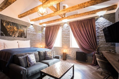 Bed, Seating area, Bedroom
