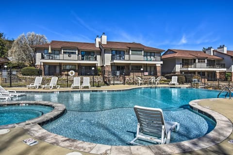 Hot Springs Condo on Lake Hamilton with Resort Perks Apartment in Lake Hamilton