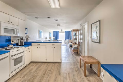 Beach and Boardwalk Access North Myrtle Beach Condo Apartment in North Myrtle Beach