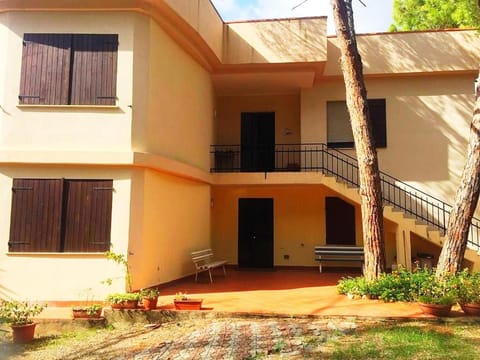 Villa Dei Pini IUN S3571 Apartment in Sardinia