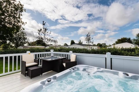 Hot Tub, Balcony/Terrace