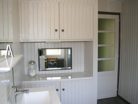 Maison confortable avec jardin, proche centre-ville et circuit 24h du Mans - FR-1-410-271 House in Le Mans