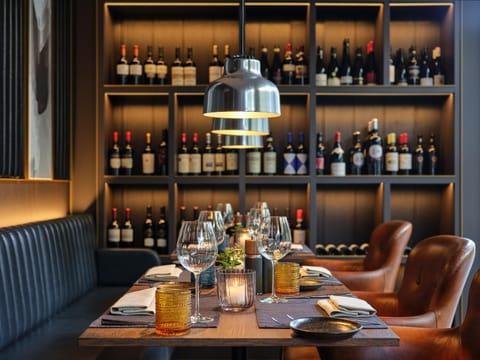 Restaurant/places to eat, Food and drinks, Food, Dinner