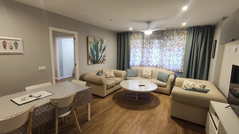 Living room, Dining area, Dinner, Dinner