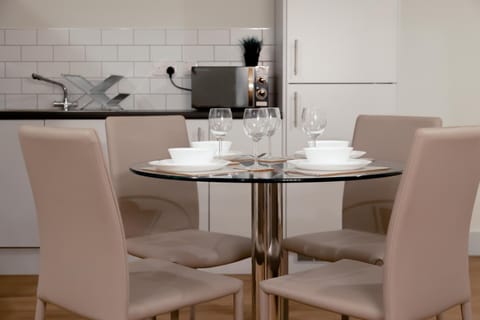 Hereford City Centre - Apartment 2, Isabella House - Modern Apartment In The Heart of The City - Sleeps 2 Guests - Hosted by RENTMYHOUSE Apartment in Hereford