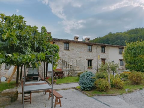 appartamento Colticciola Agriturismo Marche Farm Stay in Umbria