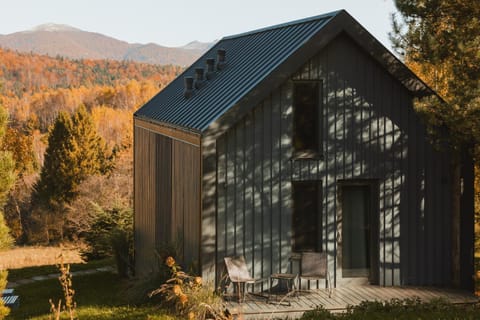 Property building, Natural landscape, Garden view