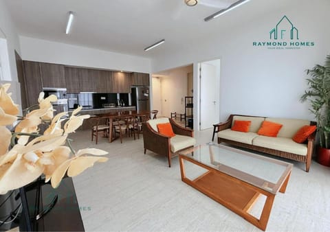 TV and multimedia, Kitchen or kitchenette, Living room, Seating area, oven