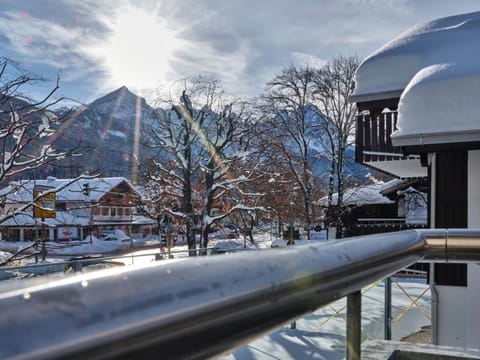 Winter, Balcony/Terrace, Mountain view