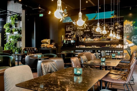 Lounge or bar