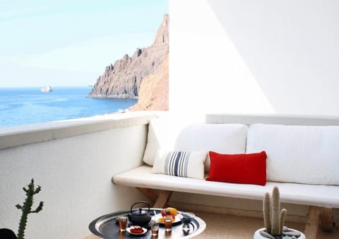 Balcony/Terrace, Mountain view, Sea view