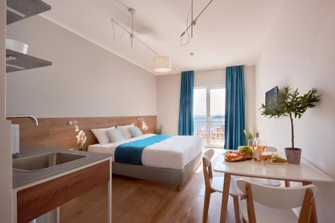 Balcony/Terrace, Photo of the whole room