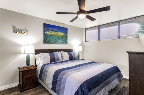 Maui Parkshore 414, Top Floor, Amazing Ocean Views House in Kamaole