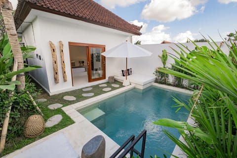 Garden view, Swimming pool