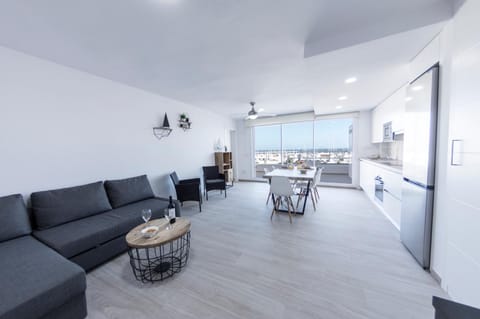 Balcony/Terrace, Living room, Dining area