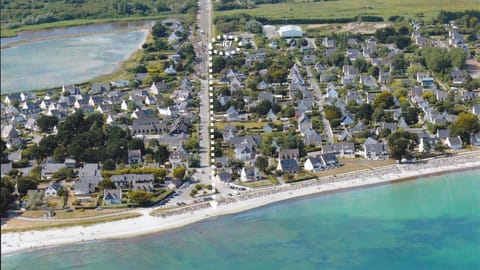 Property building, Neighbourhood, Bird's eye view, Beach