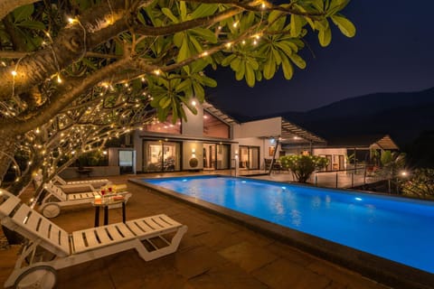 Mountain view, Swimming pool
