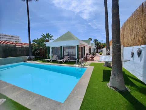 Garden, Swimming pool