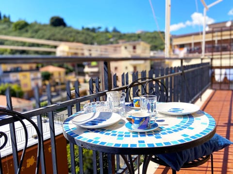 Property building, Balcony/Terrace, City view