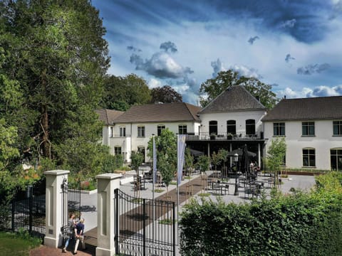 Property building, Spring, Garden view