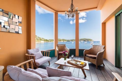 MY CASA - MARINIÈRES - Incredible view over the Bay Apartment in Villefranche-sur-Mer