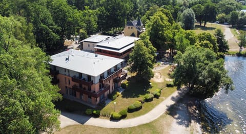 Property building, Natural landscape