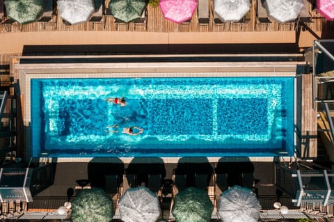 Bird's eye view, Swimming pool
