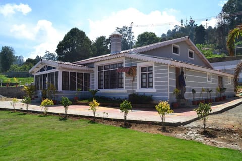 Property building, Garden