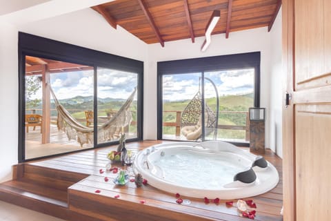 Hot Tub, Balcony/Terrace