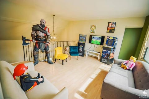 Maison PISCINE INTERIEURE et GARAGE Villa in Troyes