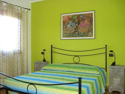 Master apartment in villa 6 to 8 persons with large private garden Apartment in Capoliveri