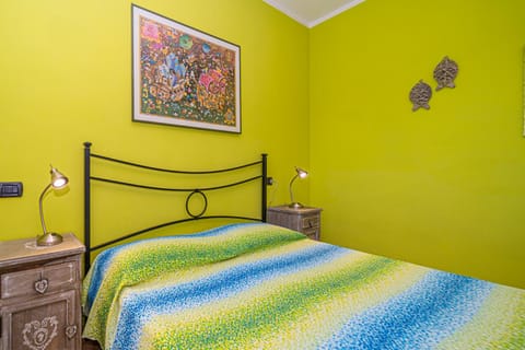 Master apartment in villa 6 to 8 persons with large private garden Apartment in Capoliveri