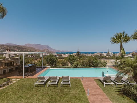 Spring, Day, Natural landscape, Mountain view, Pool view, Swimming pool, sunbed