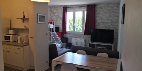 Appartement meublé proche du futuroscope Apartment in Poitiers