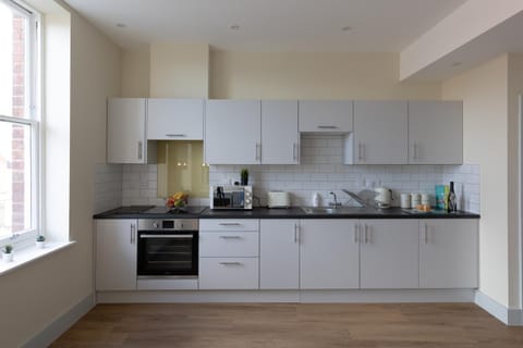 Hereford City Centre - Apartment 7, Isabella House - Modern Apartment In The Heart of The City - Sleeps 2 Guests - Hosted by RENTMYHOUSE Apartment in Hereford