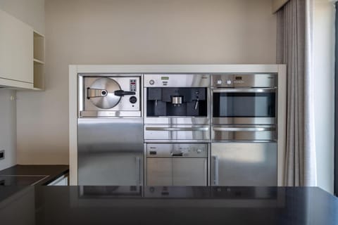 Kitchen or kitchenette, oven, stove