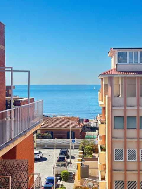 Natural landscape, Sea view, Location