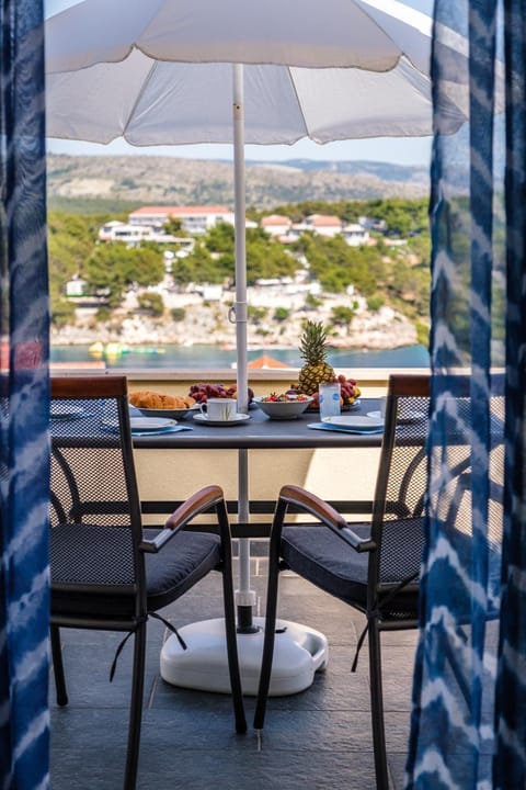 Balcony/Terrace, Dining area, Sea view, Sunrise