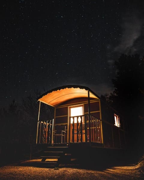 La Carriole dans le jardin Country House in Ménerbes