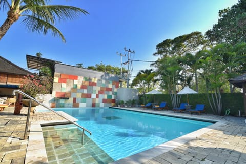 Swimming pool, Swimming pool
