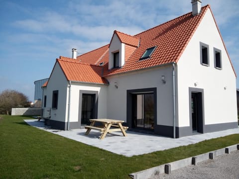 Patio, Garden, Balcony/Terrace
