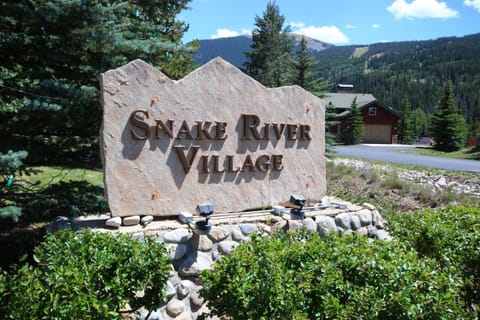 Snake River 1 by SummitCove Lodging House in Keystone