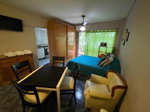 Photo of the whole room, Dining area