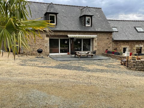 Property building, Patio