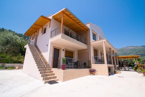 Kapsogeorgis Rooms Apartment in Thasos