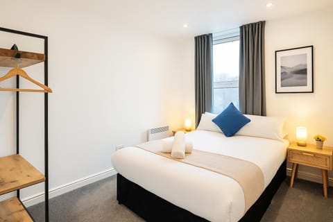 2 Bedroom Apartment Near City Centre, Uni & Parks! Apartment in Cardiff