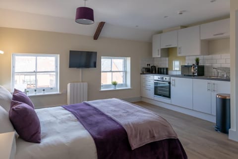 Hereford City Centre - Isabella House, Aparthotel - Modern Apartments In The Heart of The City - Hosted by RENTMYHOUSE Apartment in Hereford