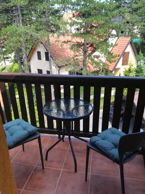 Balcony/Terrace, City view, Street view