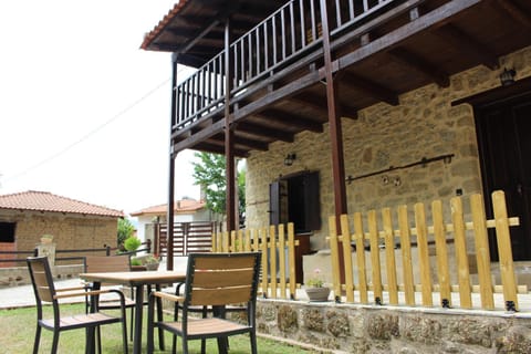 Facade/entrance, Garden view